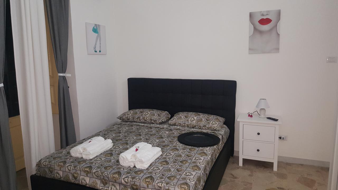 Exclusive House Center Lejlighed Catania Eksteriør billede